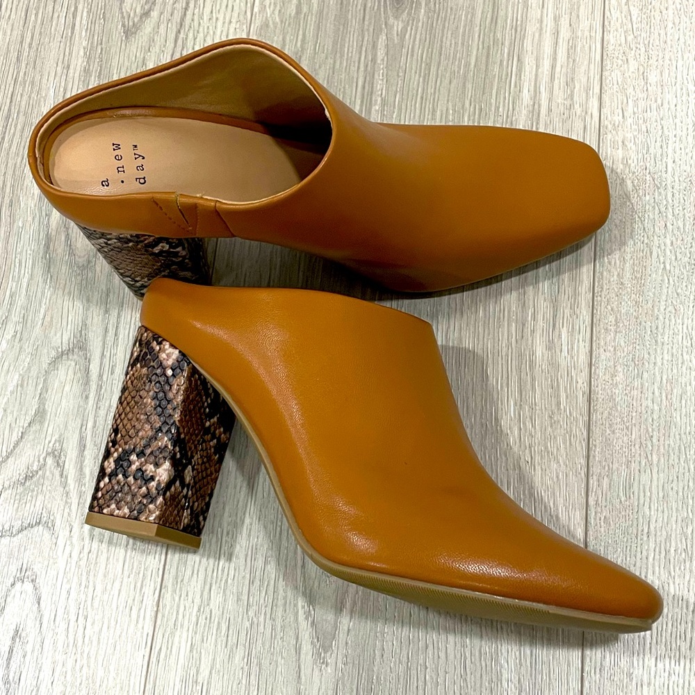 Stunning Women's Paula Mule Heels Cognac - Picture 2 of 11